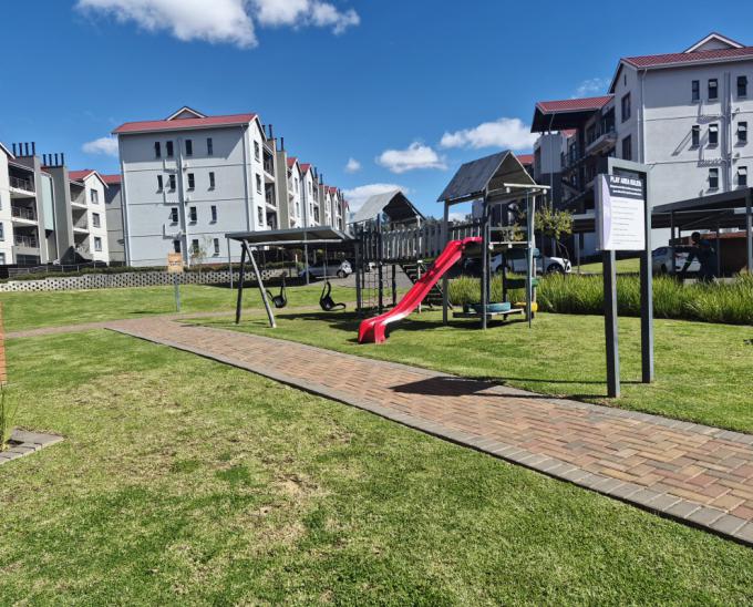 2 Bedroom Sectional Title for Sale For Sale in Modderfontein - MR714187