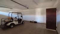 Garage - 39 square meters of property in Pecanwood Estate