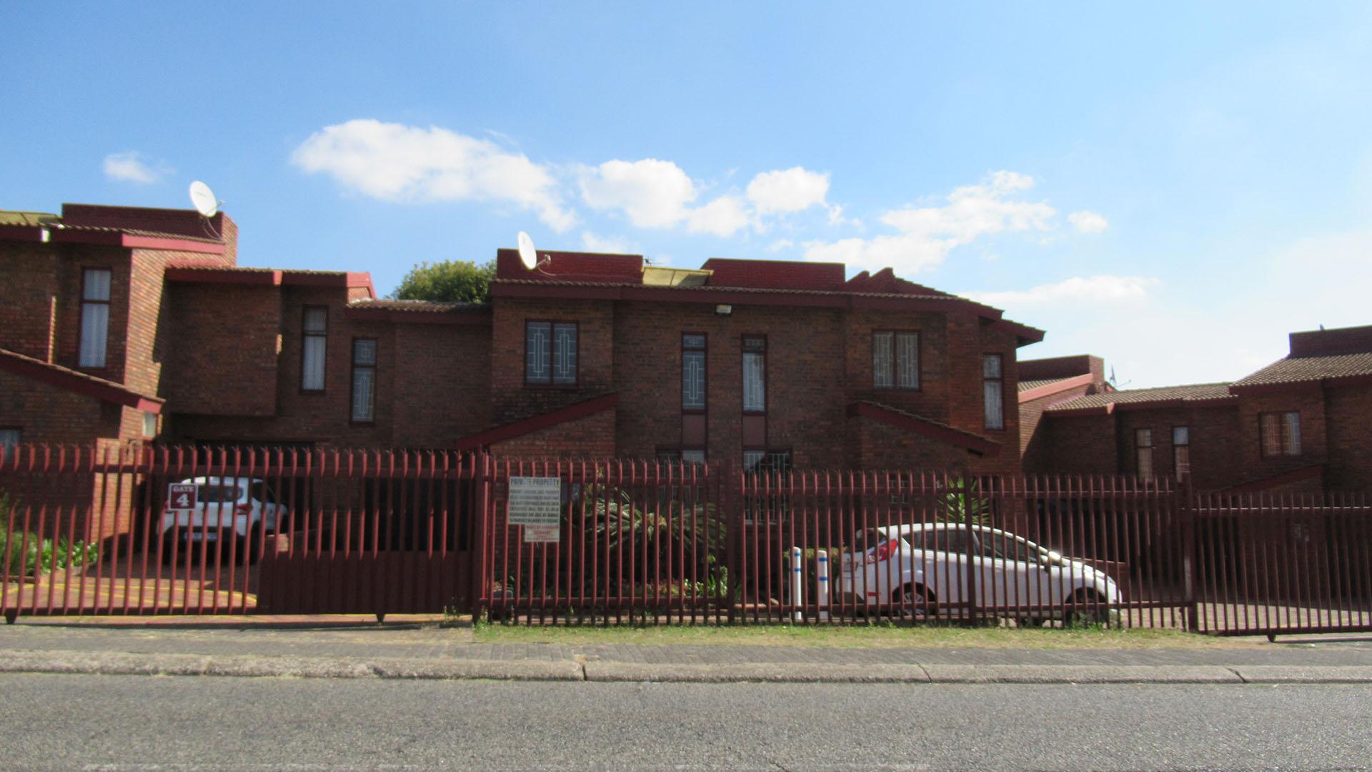 Front View of property in The Hill