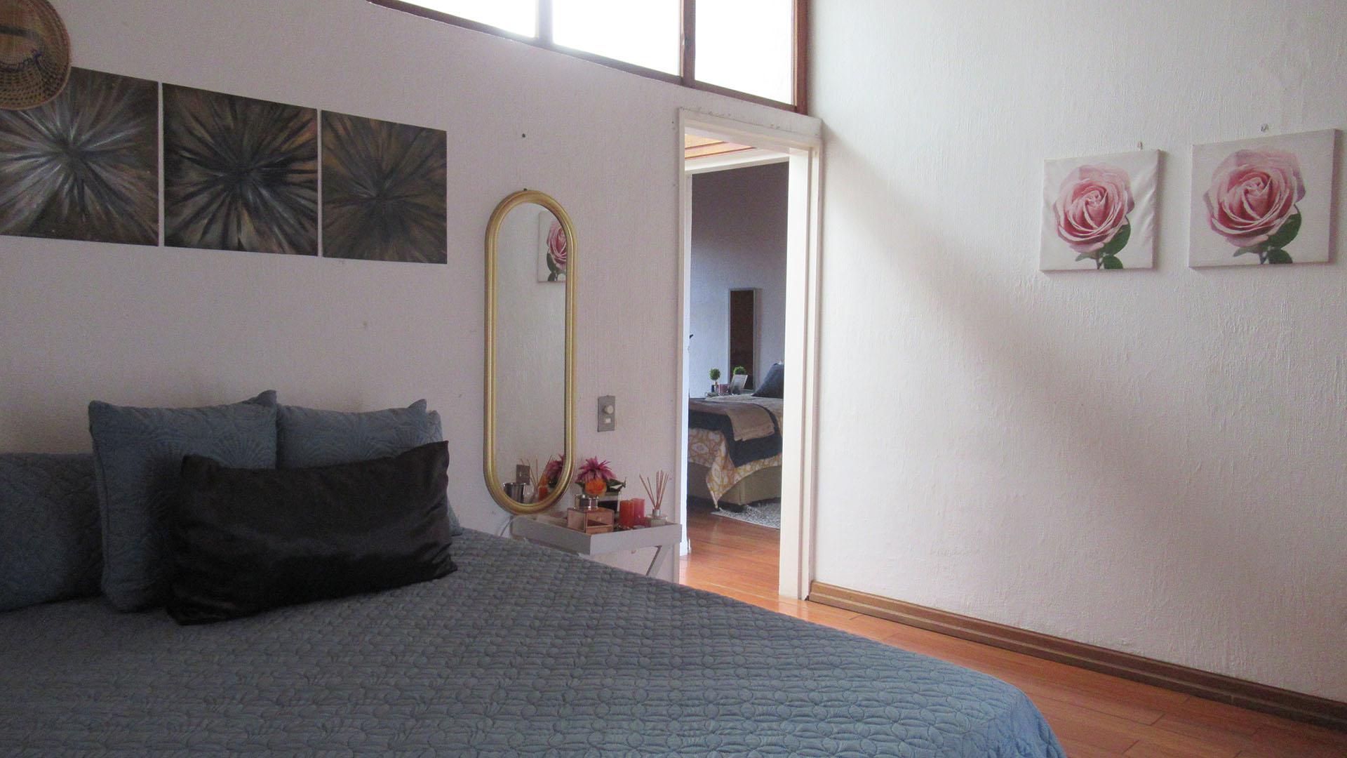 Bed Room 2 - 19 square meters of property in The Hill