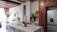 Dining Room - 33 square meters of property in The Hill
