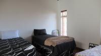 Bed Room 1 - 15 square meters of property in The Hill