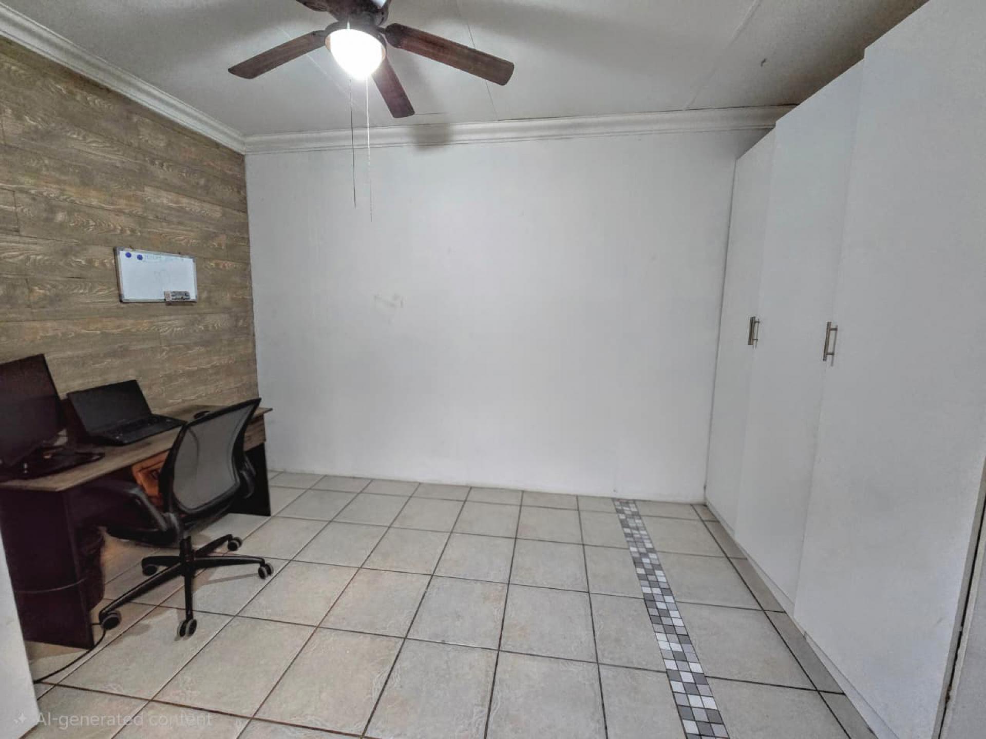  of property in Magalieskruin