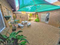  of property in Magalieskruin