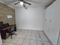  of property in Magalieskruin