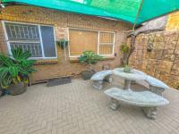 of property in Magalieskruin
