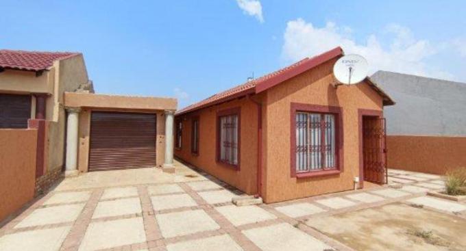 3 Bedroom House for Sale For Sale in Soshanguve East - MR714201