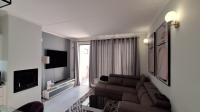 Lounges - 18 square meters of property in Craighall