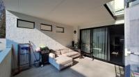 Balcony - 43 square meters of property in Craighall