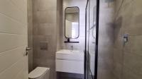 Bathroom 1 - 6 square meters of property in Craighall
