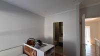 Bed Room 1 - 15 square meters of property in Craighall