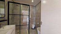 Main Bathroom - 9 square meters of property in Craighall