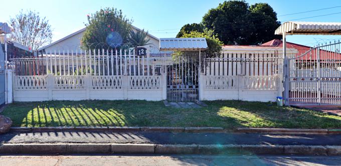 3 Bedroom House for Sale For Sale in Primrose - MR714218