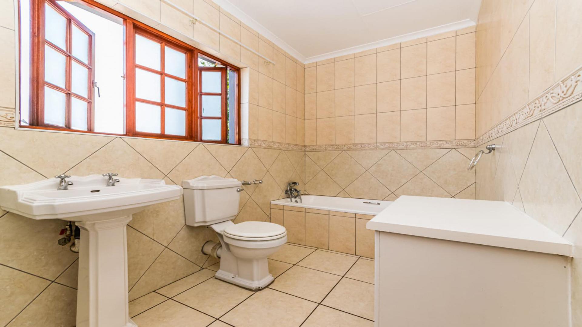 Flatlet of property in Florida Park