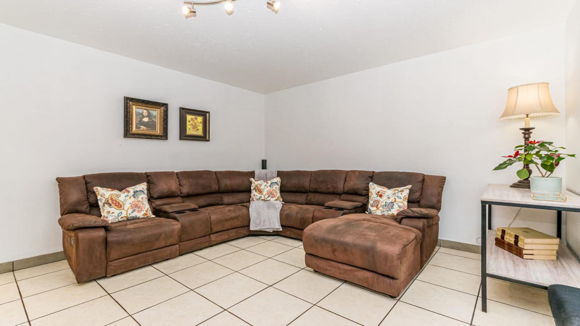 Lounges of property in Florida Park