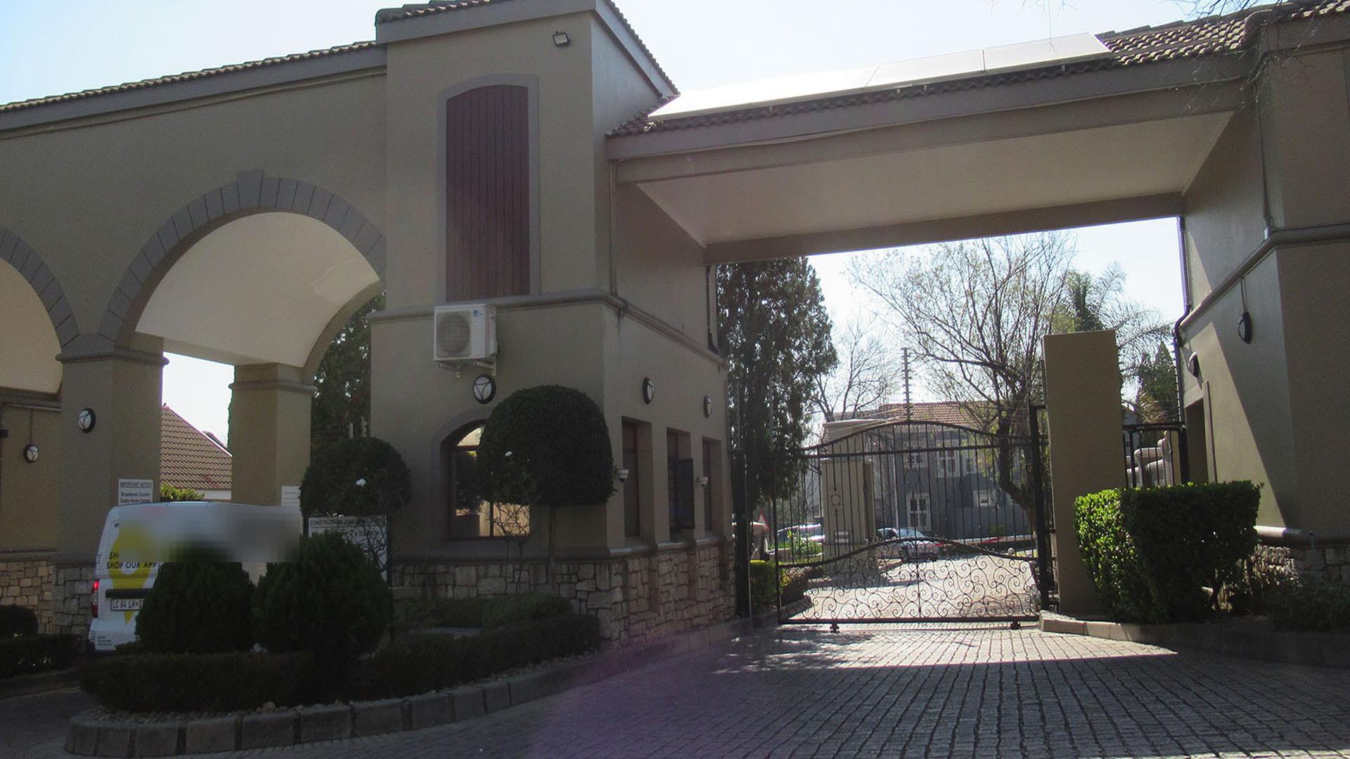 Front View of property in Broadacres