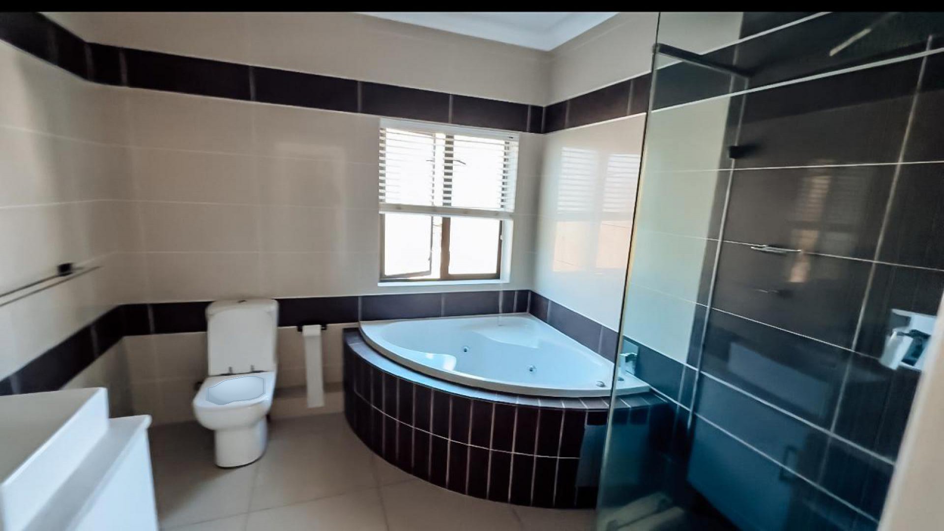 Bathroom 3+ of property in Broadacres
