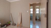 Bed Room 1 - 8 square meters of property in Soshanguve East
