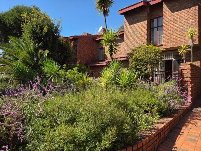 3 Bedroom Simplex for Sale For Sale in The Hill - MR714268