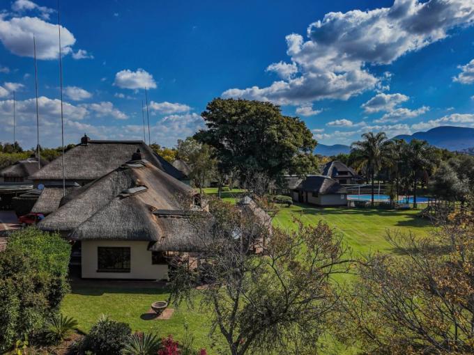 4 Bedroom House for Sale For Sale in Hartbeespoort - MR714272