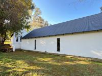  of property in Die Hoewes