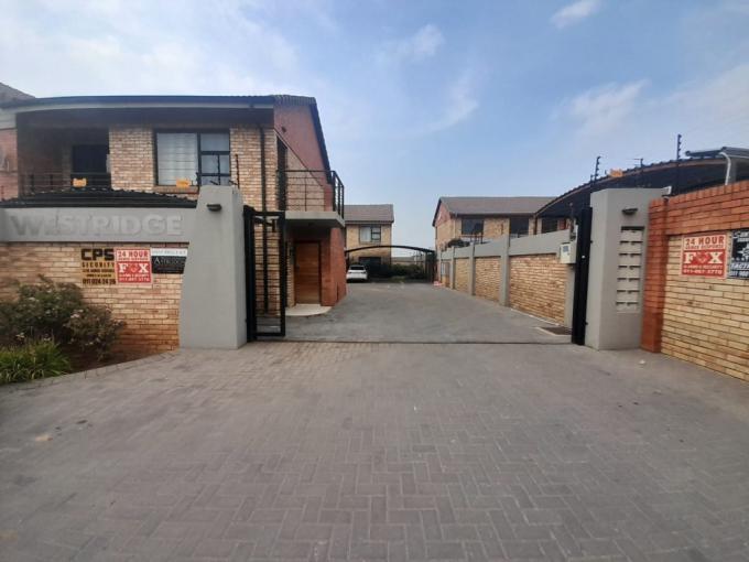 2 Bedroom Simplex for Sale For Sale in Meyersdal - MR714280