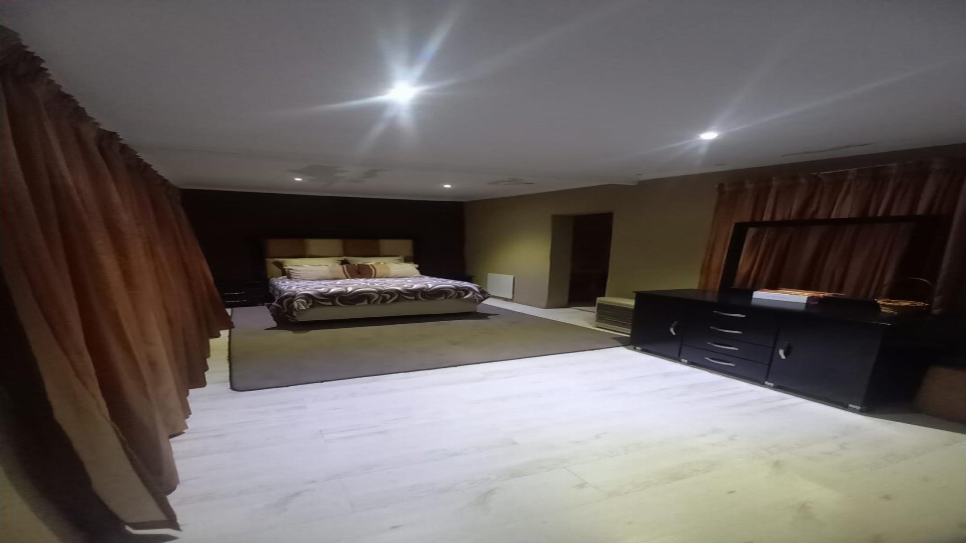 Bed Room 1 of property in Sasolburg