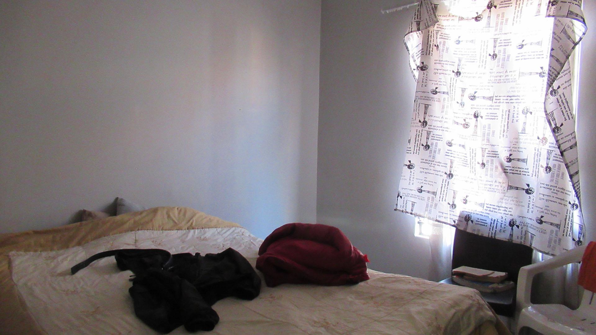 Bed Room 2 - 10 square meters of property in Protea Glen