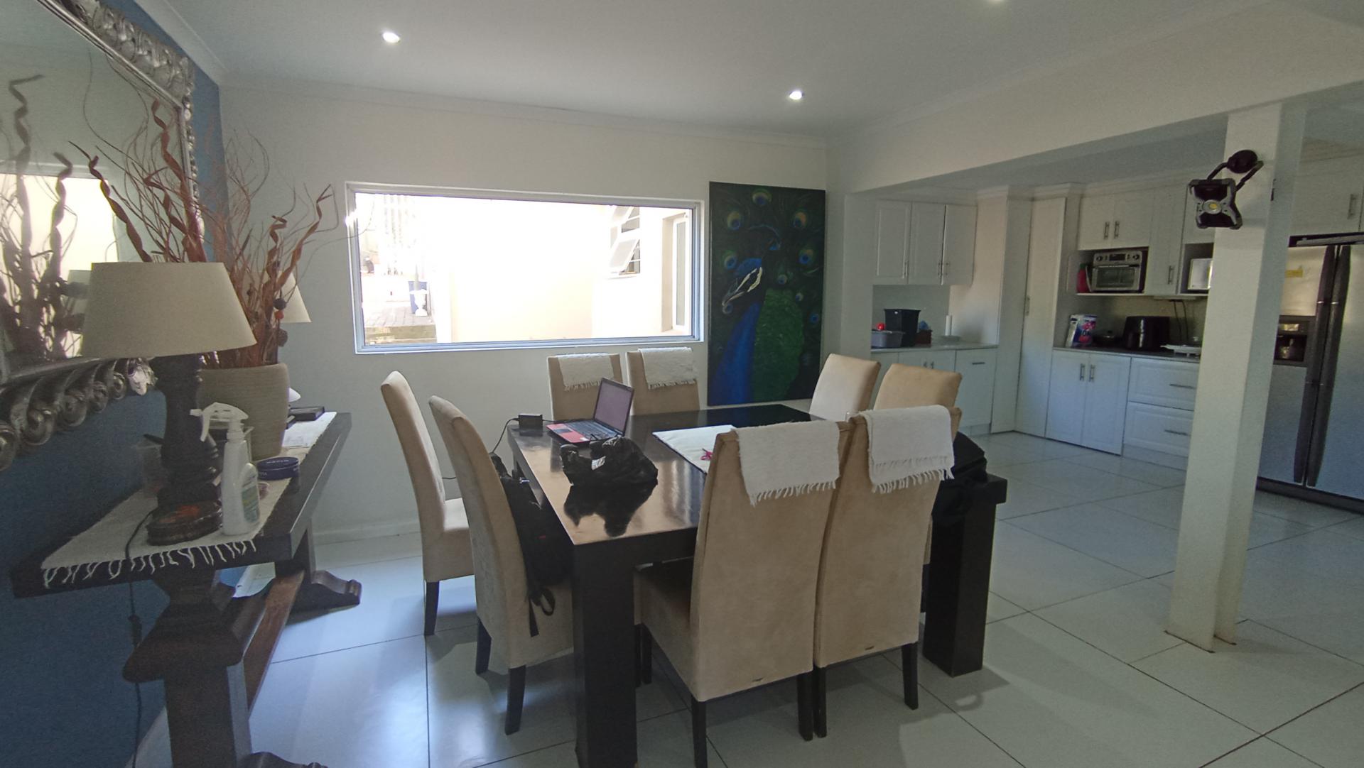 Dining Room of property in Scottburgh