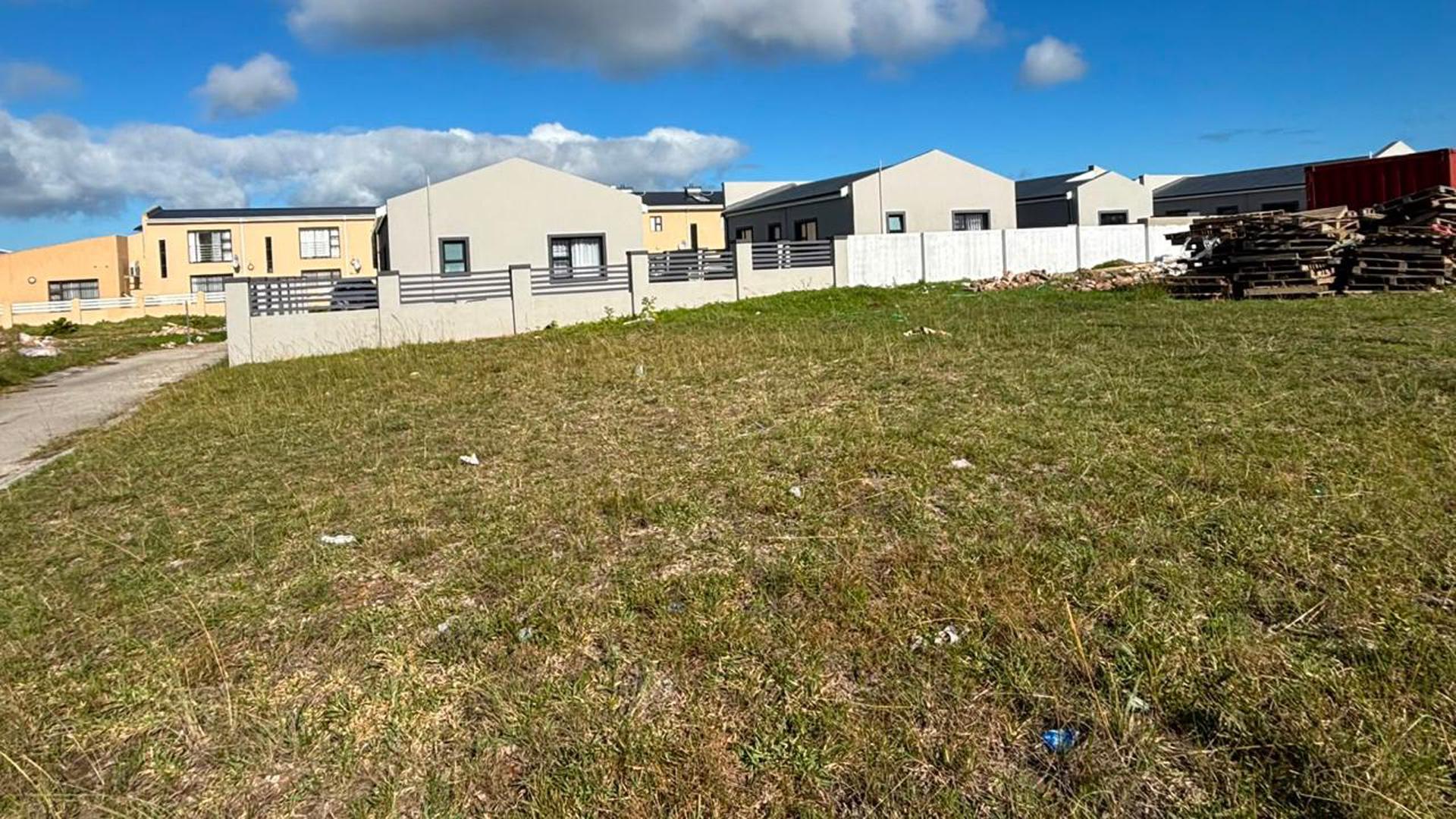 Spaces of property in Parsons Vlei