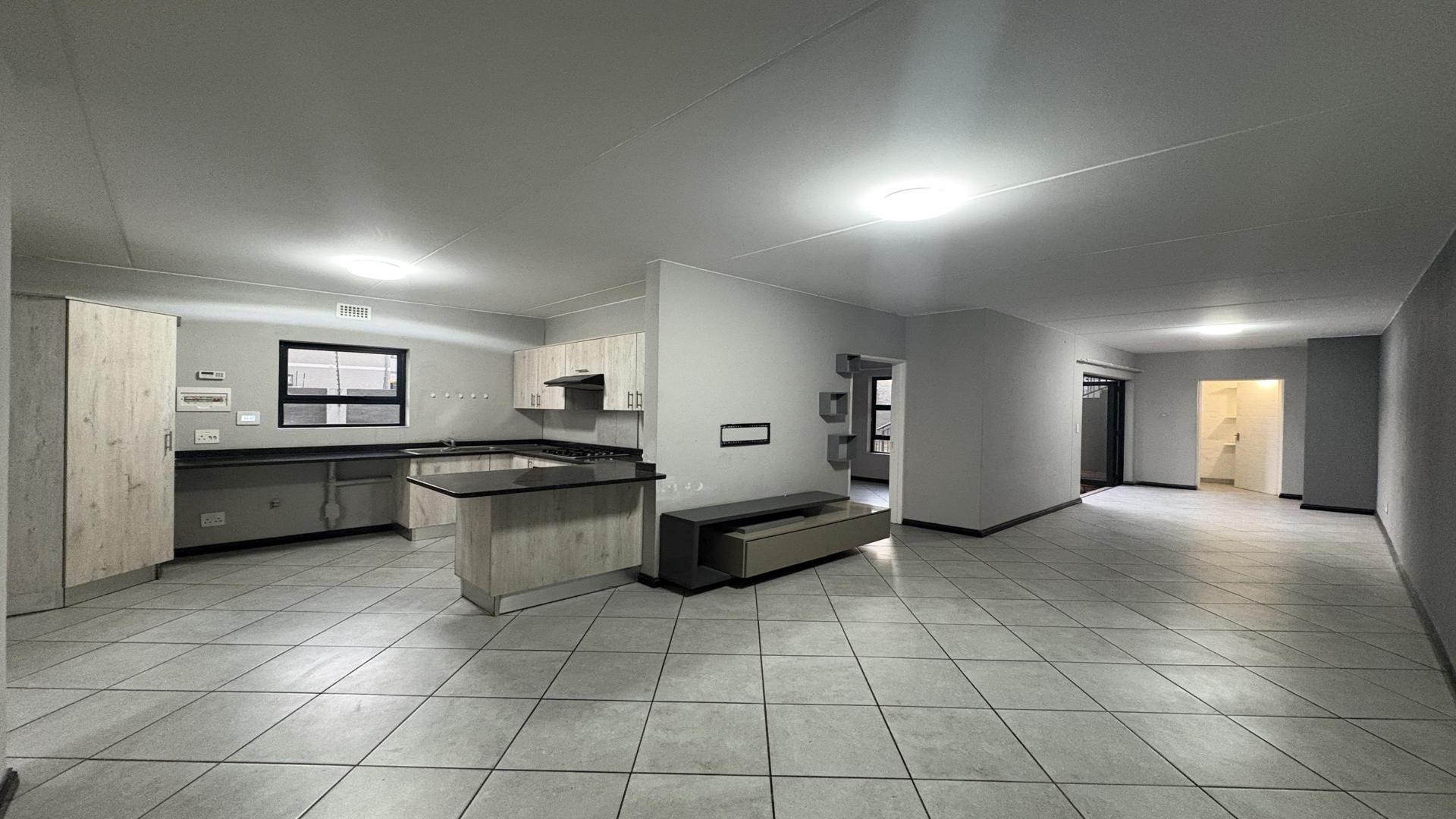 Lounges - 33 square meters of property in Norton's Home Estates