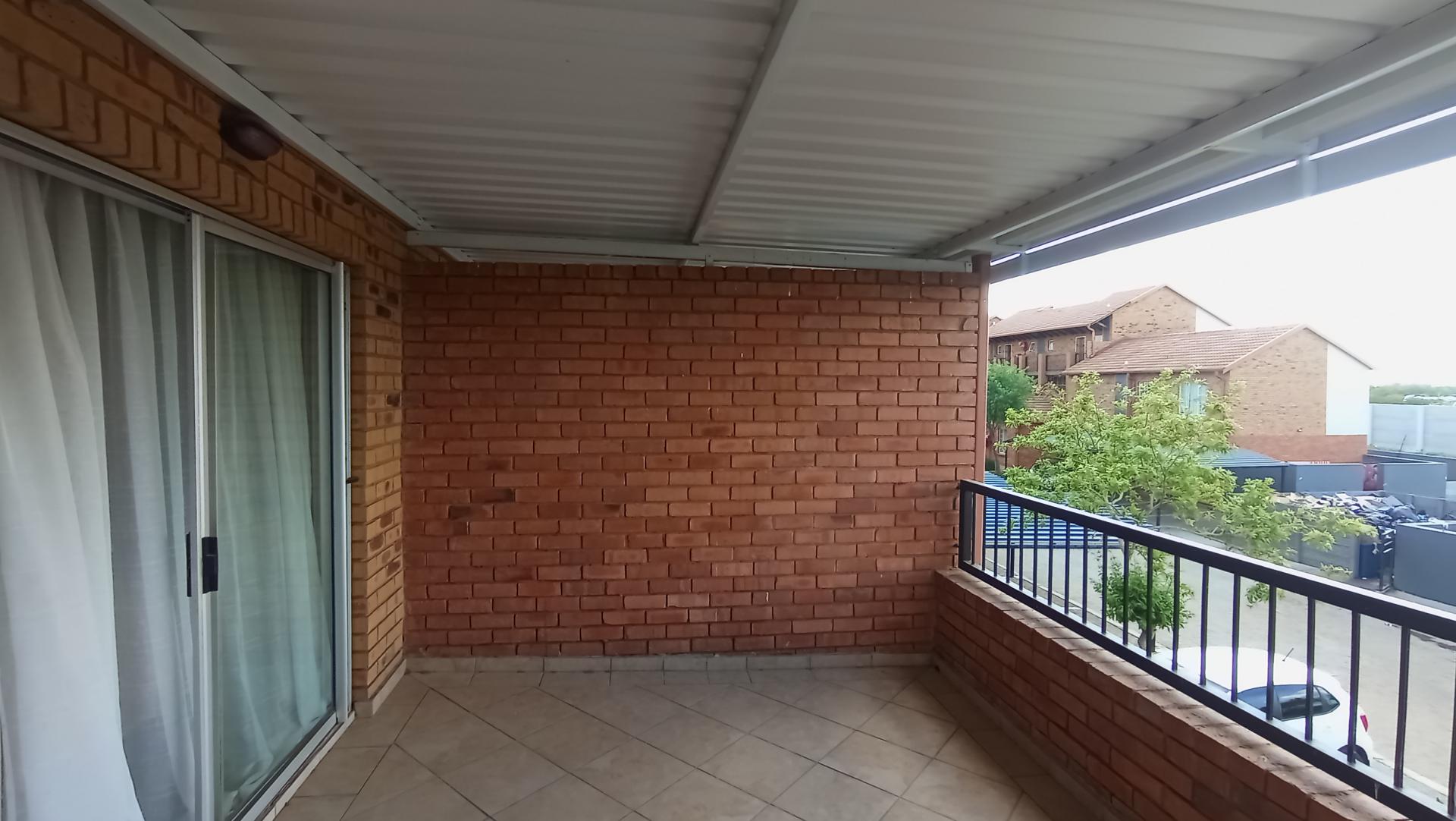 Balcony - 9 square meters of property in Wolmer
