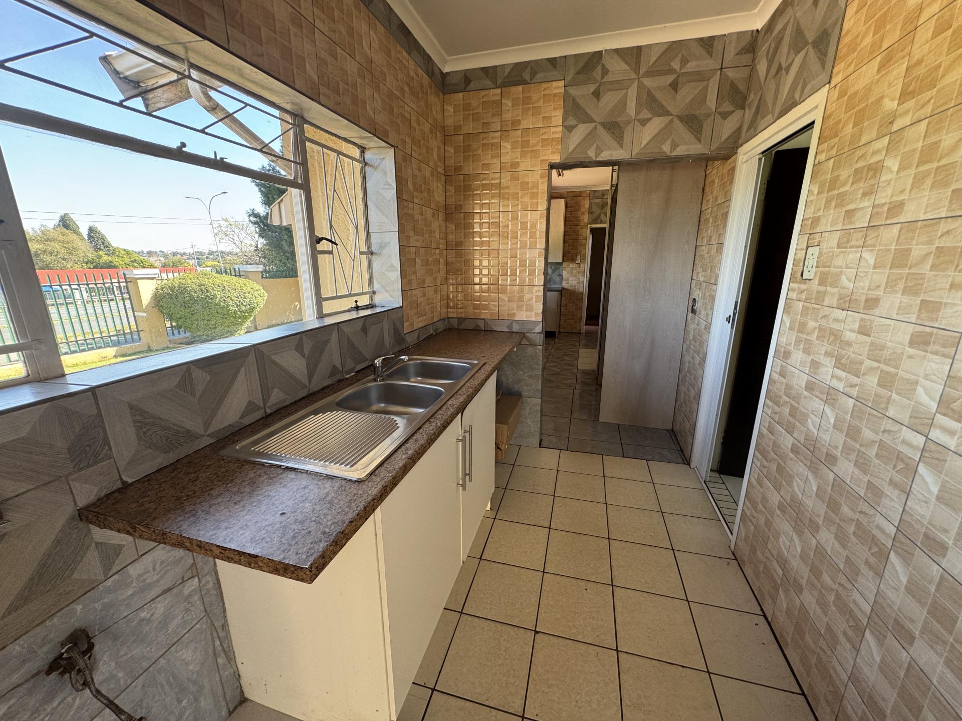  of property in Carenvale