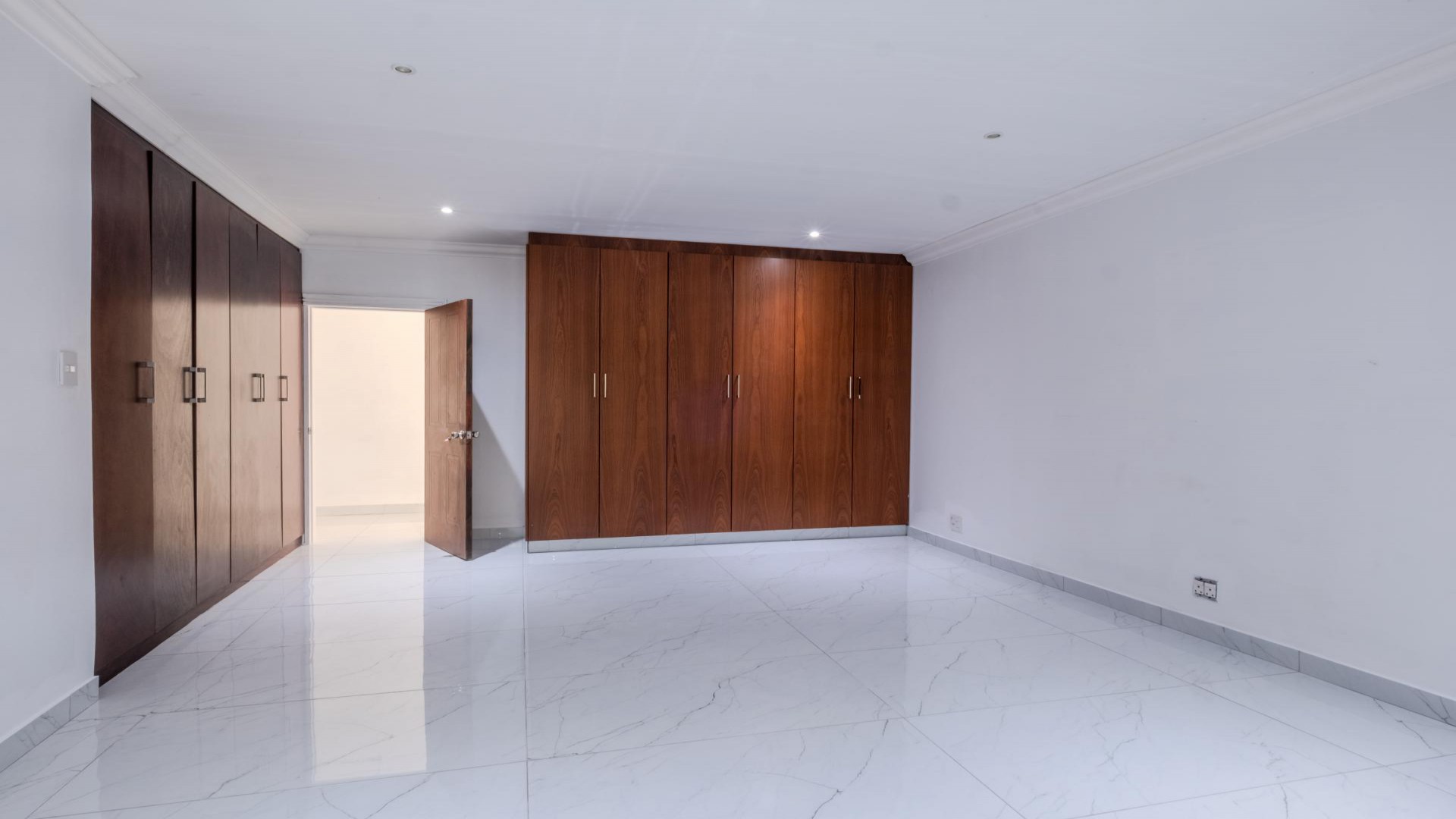 Bed Room 4 of property in Durban North 