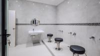 Bathroom 1 of property in Durban North 