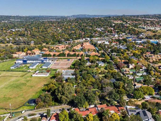 Commercial for Sale For Sale in Maroeladal - MR714378