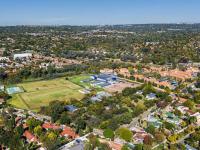  of property in Maroeladal