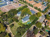 of property in Maroeladal