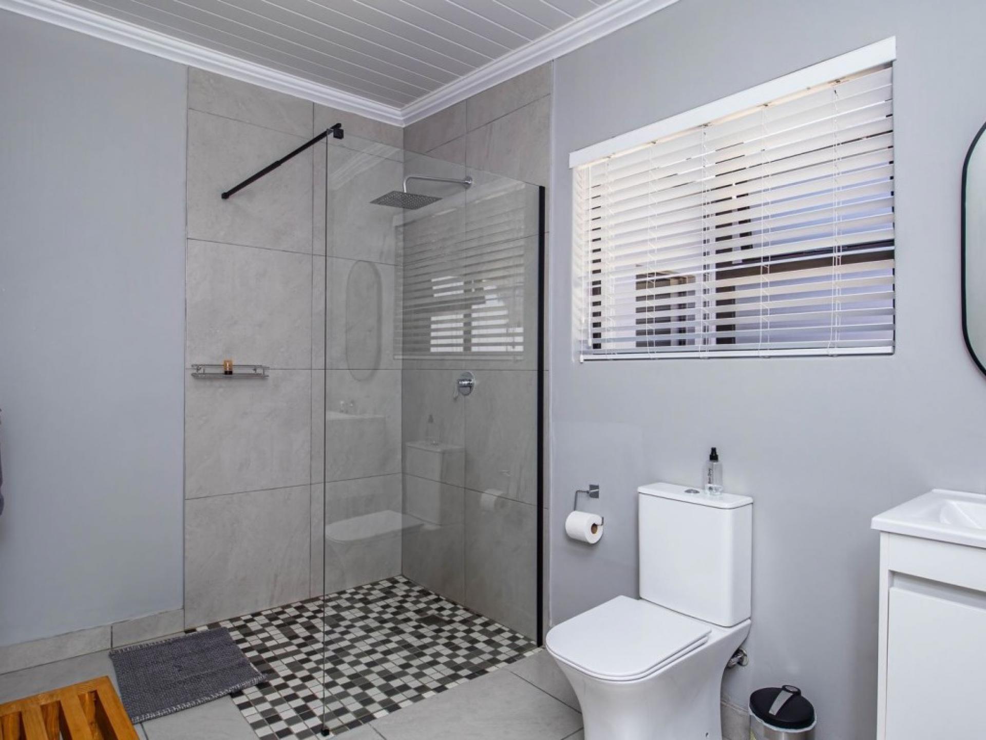  of property in Knysna