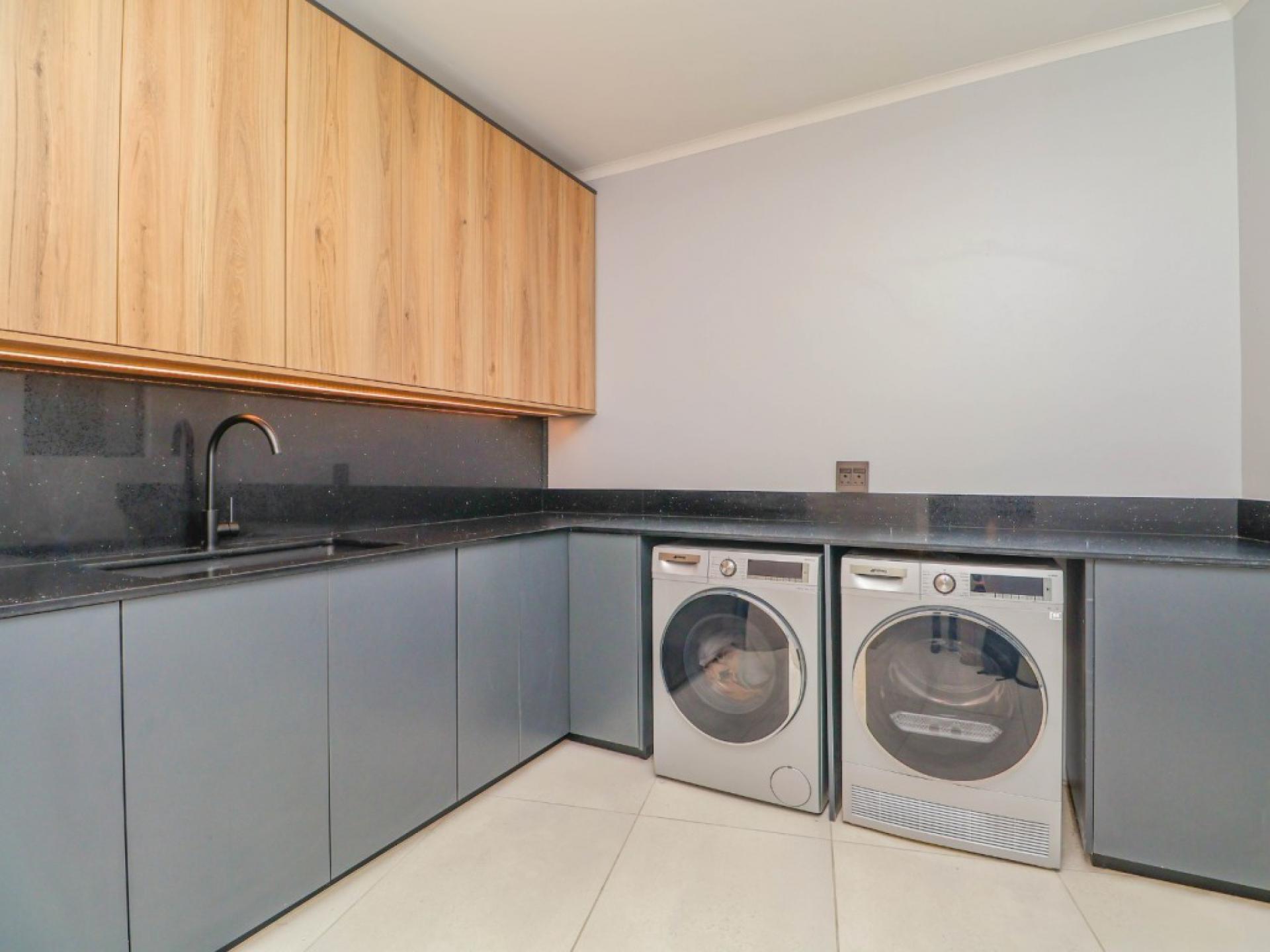  of property in Pezula Private Estate