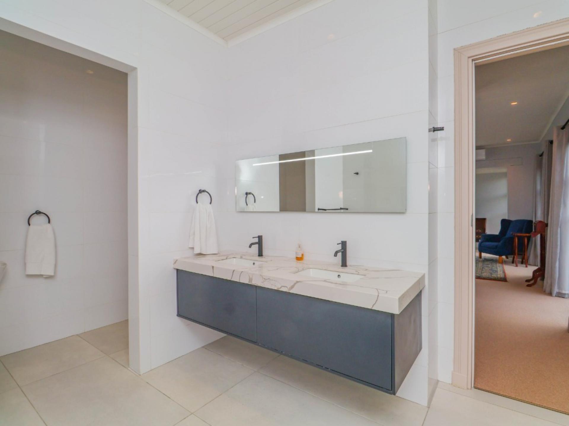  of property in Pezula Private Estate