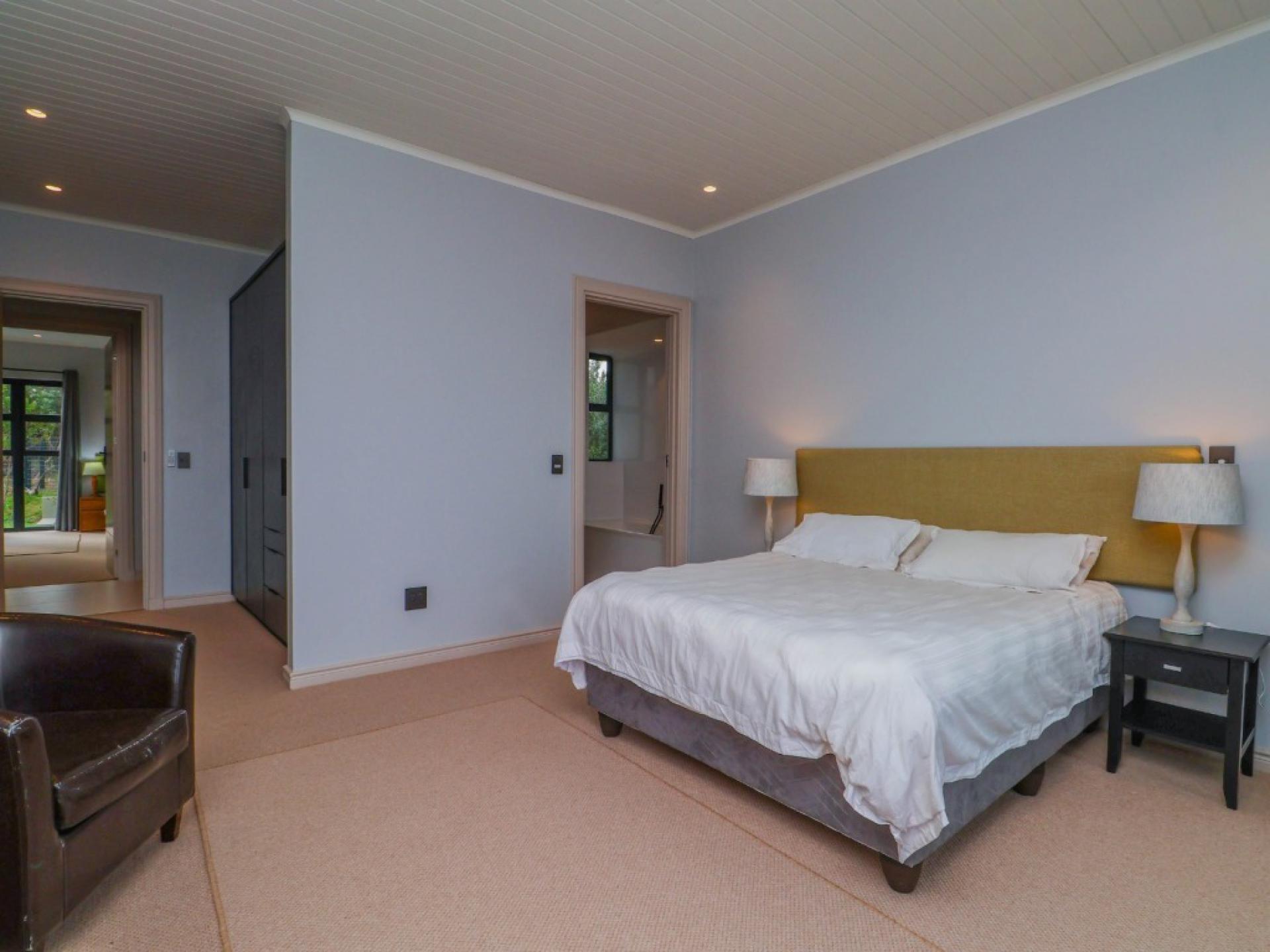  of property in Pezula Private Estate