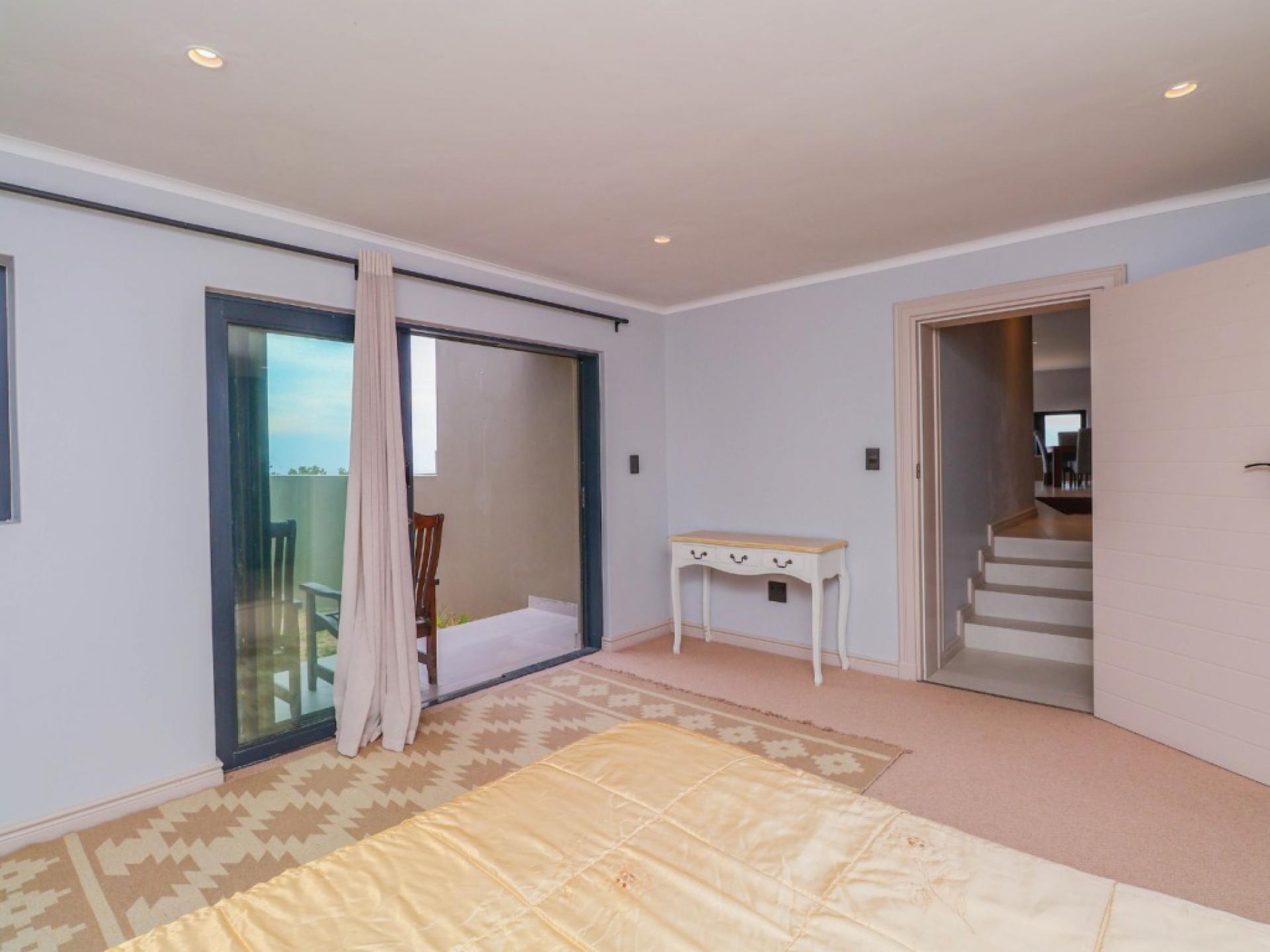  of property in Pezula Private Estate