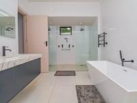  of property in Pezula Private Estate