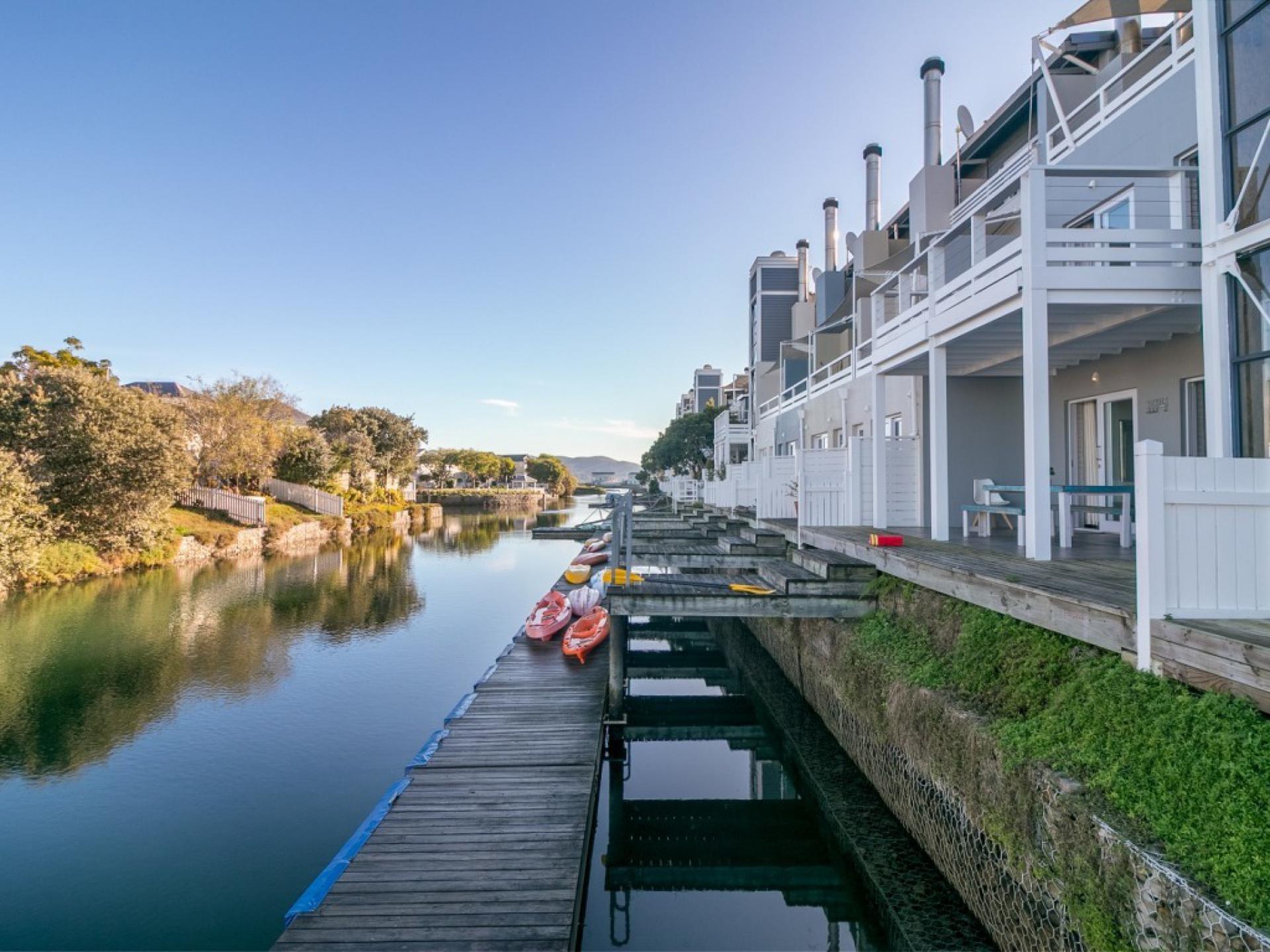  of property in Thesen Island