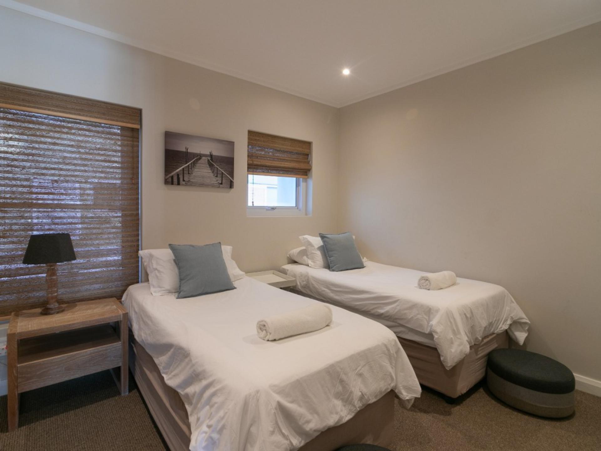  of property in Thesen Island