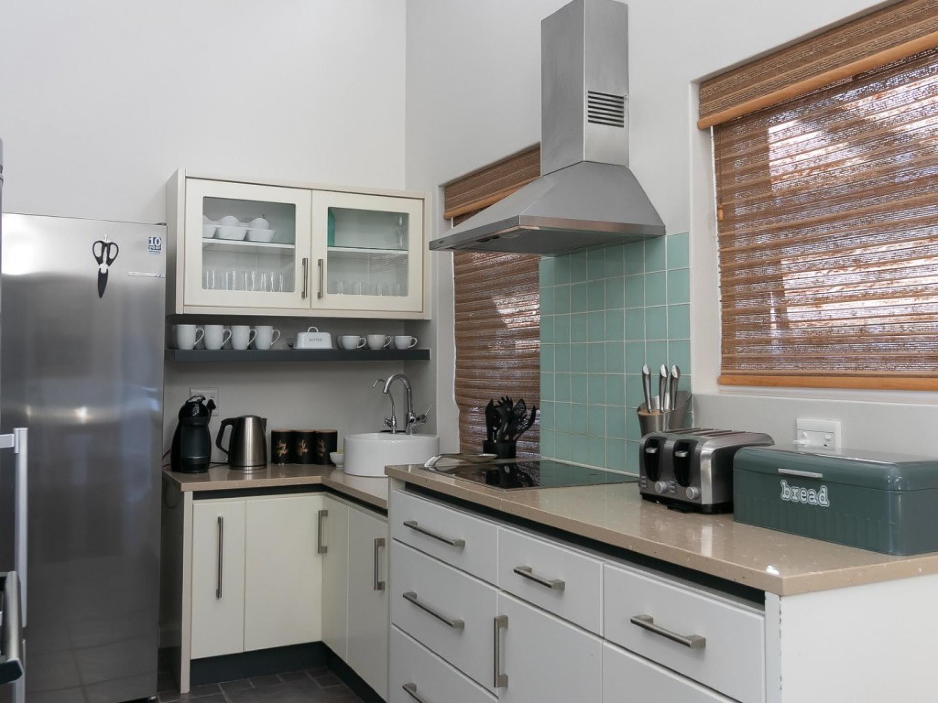  of property in Thesen Island