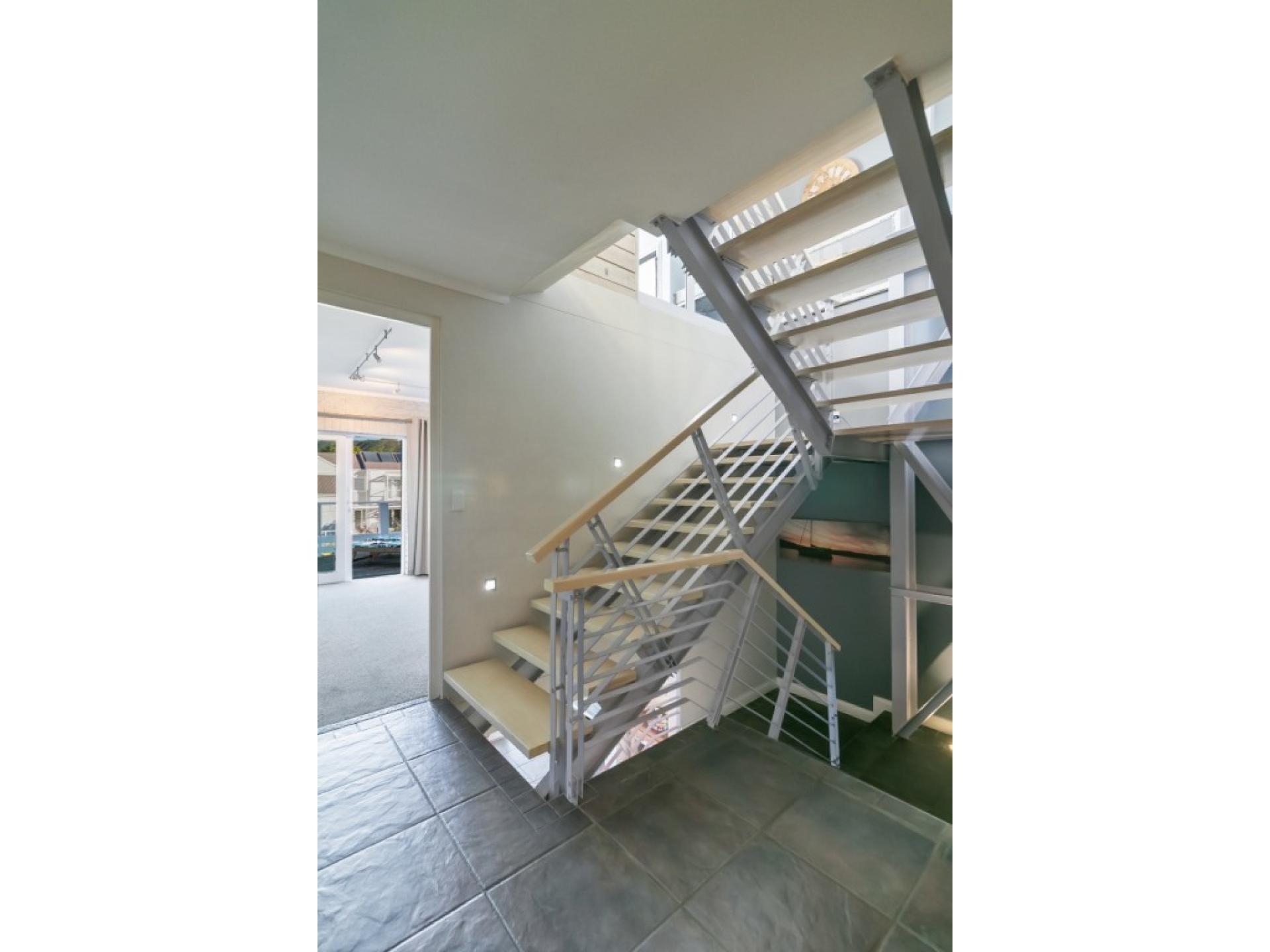  of property in Thesen Island