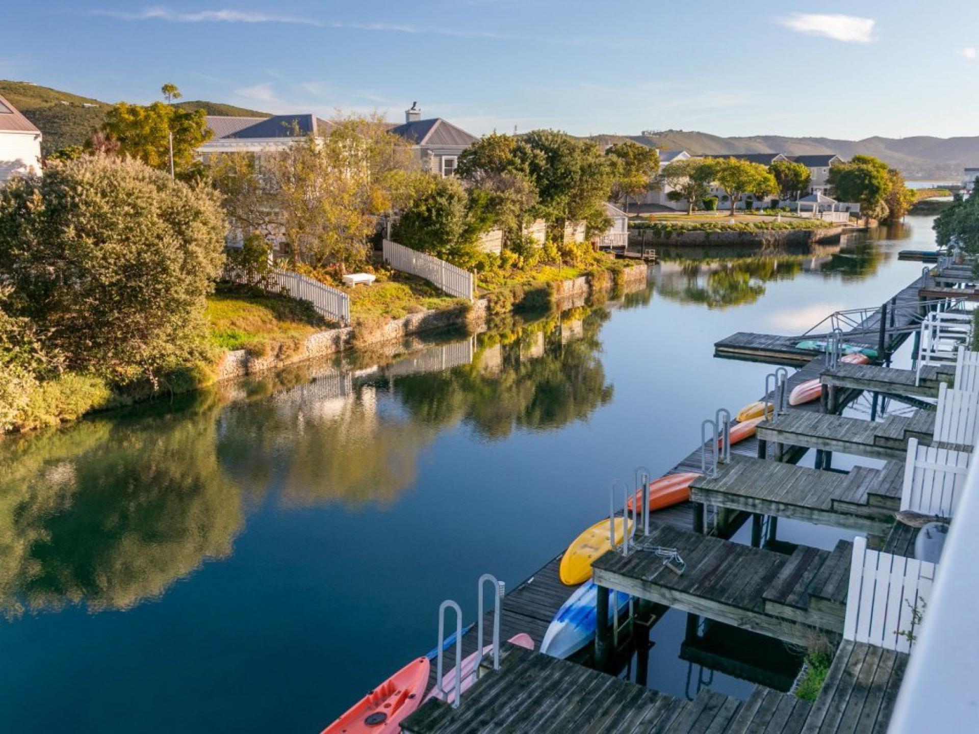  of property in Thesen Island