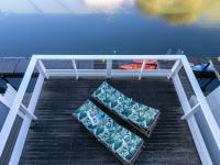  of property in Thesen Island